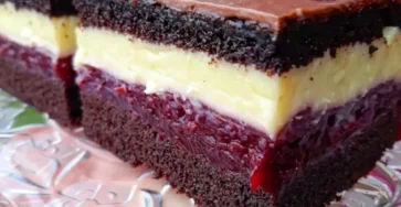 Vocne kocke sa kupinama i vanilom 819x1024